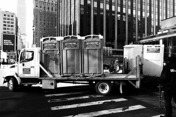 Best Long-term porta potty rental  in Louisvle, IL